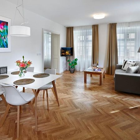 Downtown Suites Mala Strana Praha Exteriér fotografie