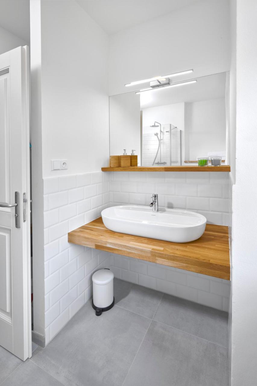 Downtown Suites Mala Strana Praha Exteriér fotografie